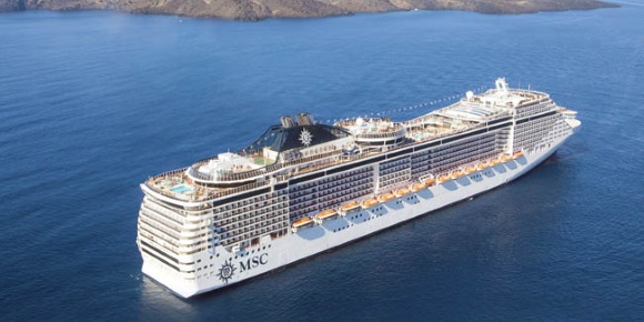 MSC Fantasia, Santorini